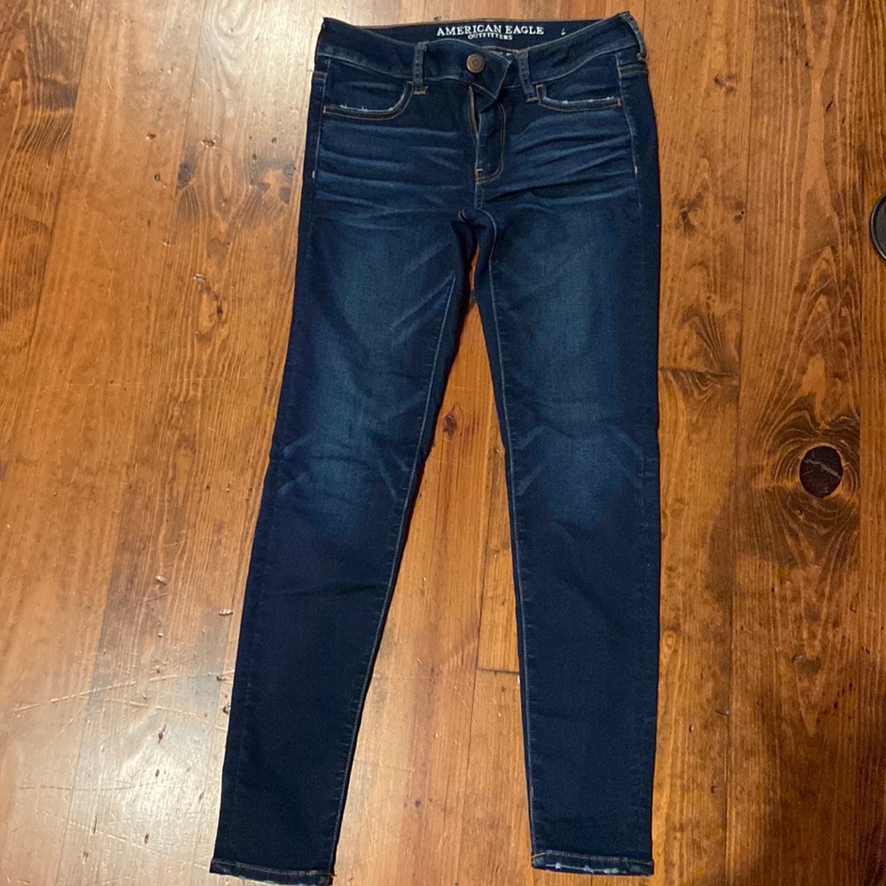 Worn once American Eagle Jeggings - dark wash